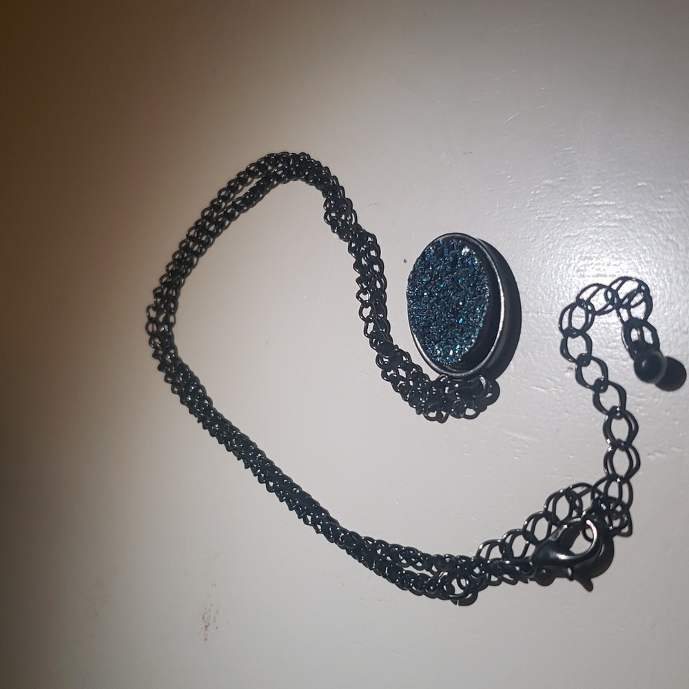 Geode Pendant Necklace Blue Sparkle